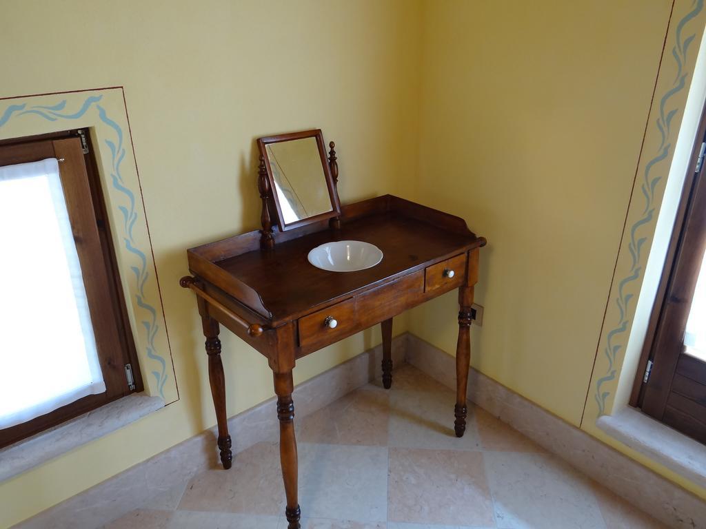 Le Camere Della Bice نيغرار الغرفة الصورة